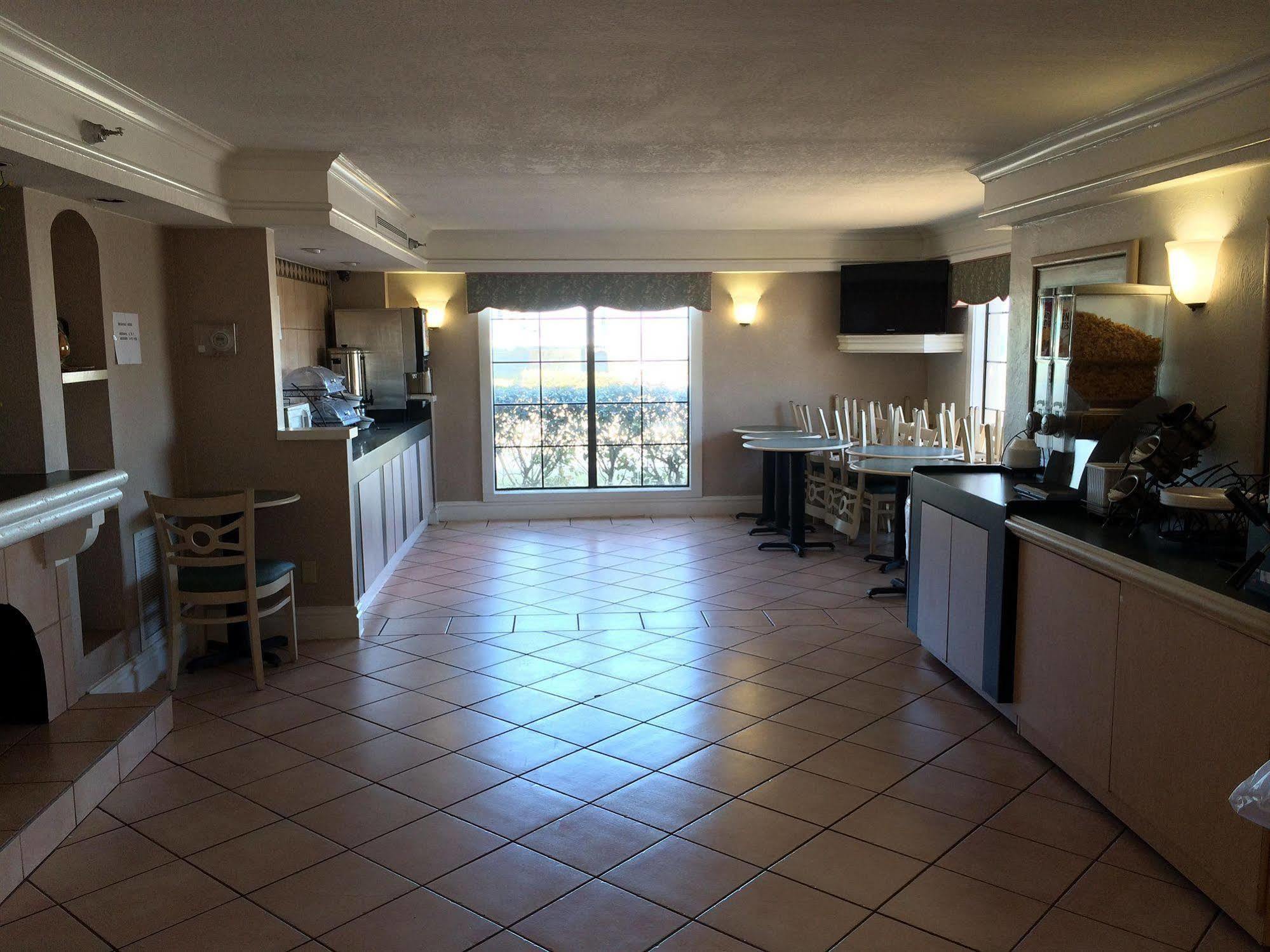 Hemp Inn Oklahoma City South Extérieur photo